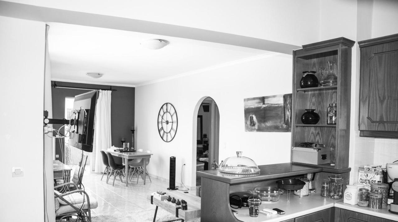 Thalassa Seaside Apartment Chania  Buitenkant foto